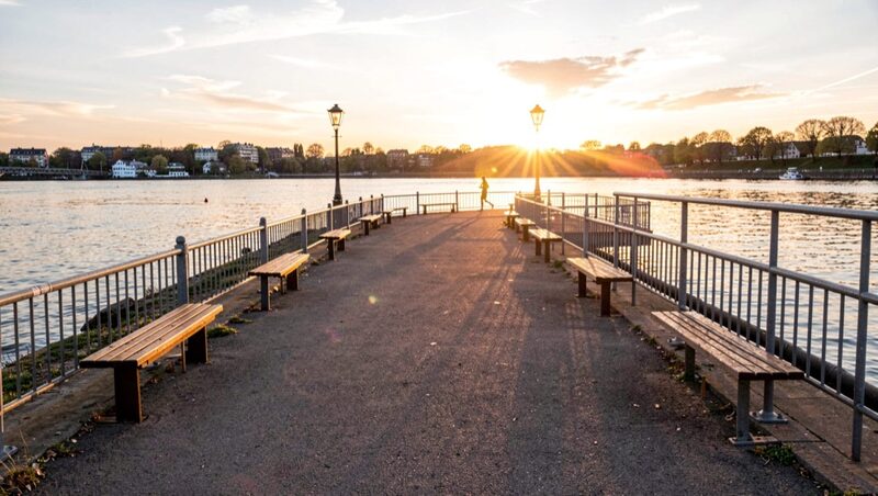 The Delaware River Trail at dawn, where Philadelphia's waterfront history begins.